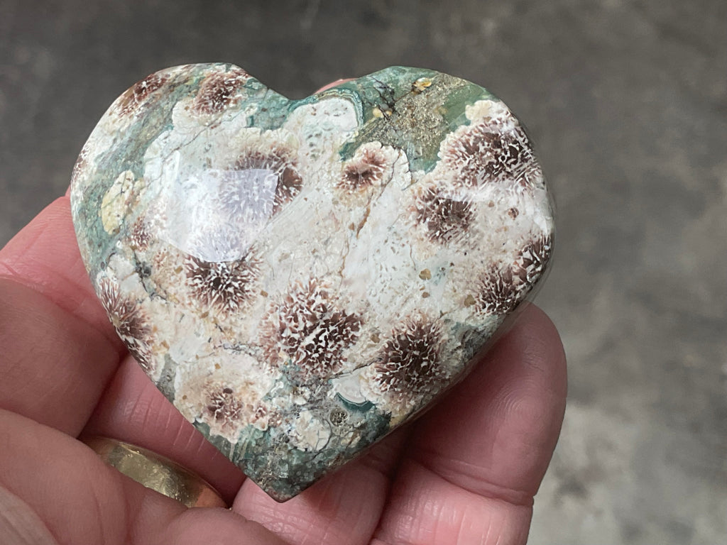 105g Green Cherry Blossom Heart 4B
