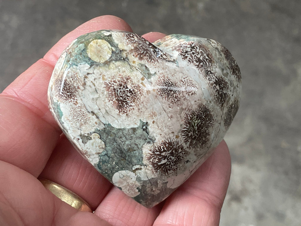 105g Green Cherry Blossom Heart 4B