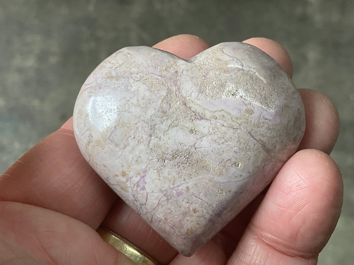65g Phosphosiderite Heart A
