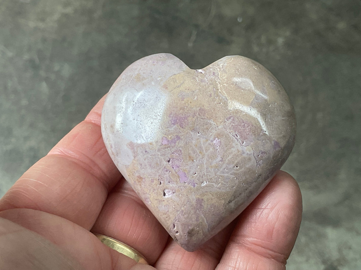 90g Phosphosiderite Heart D
