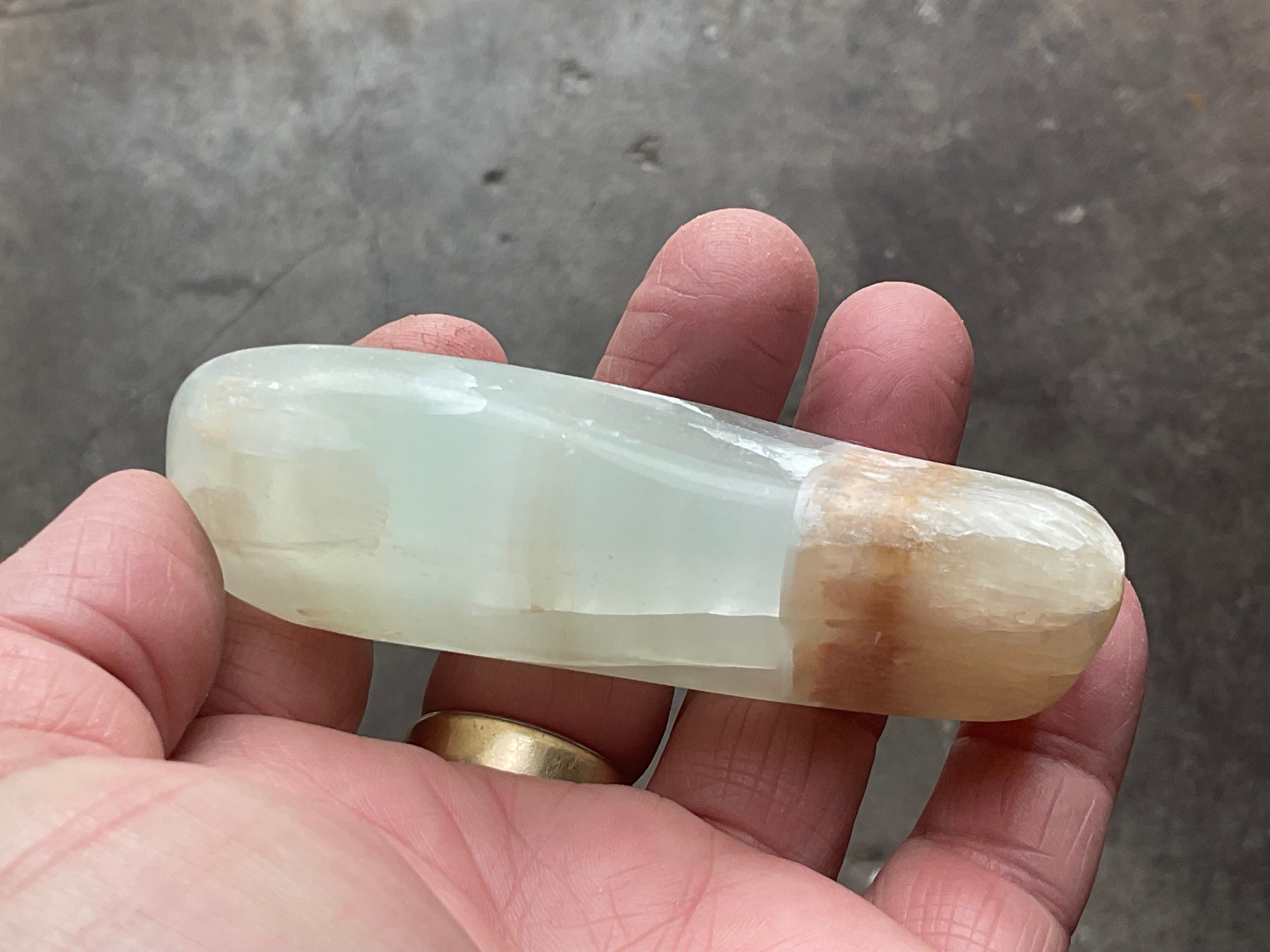 139g Pistachio Calcite Freeform 1A