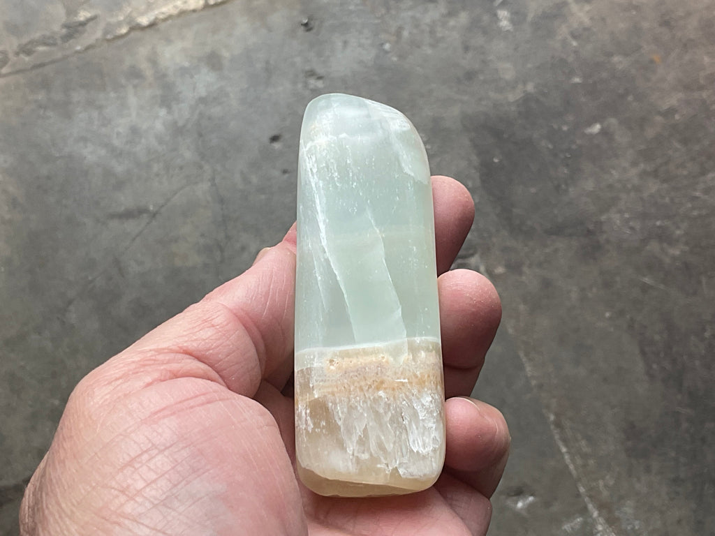 139g Pistachio Calcite Freeform 1A