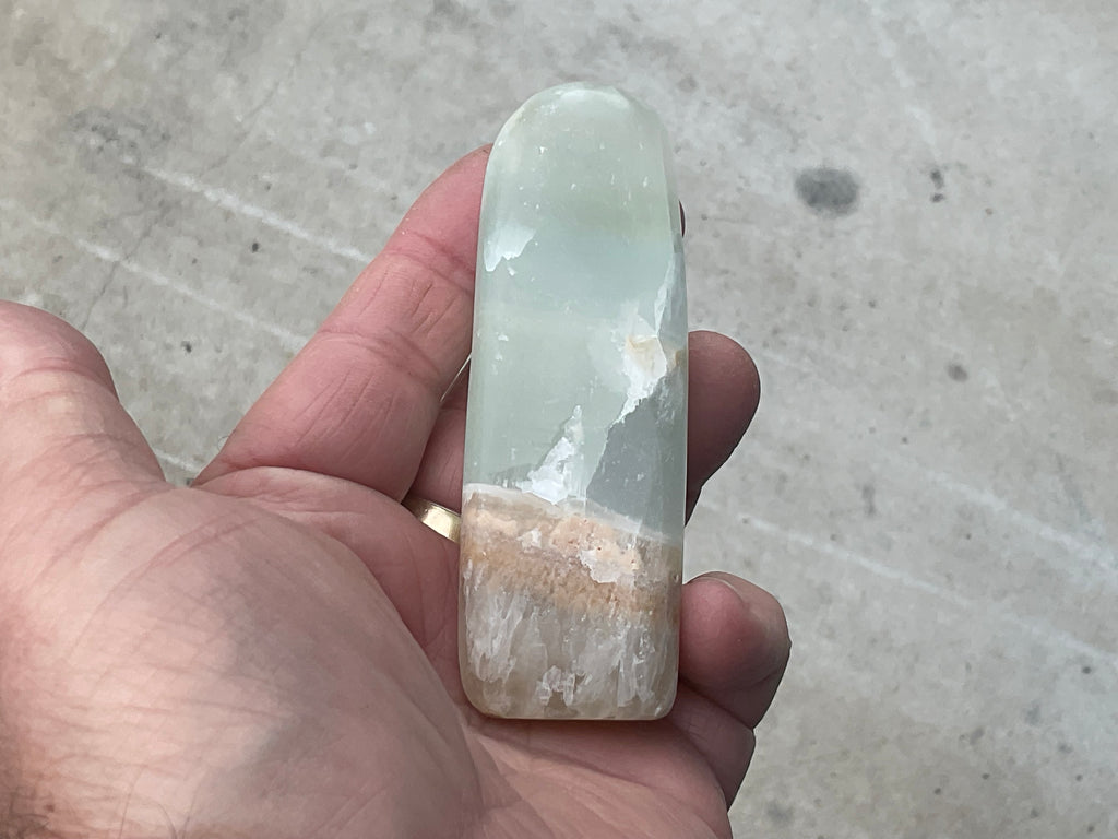 139g Pistachio Calcite Freeform 1A