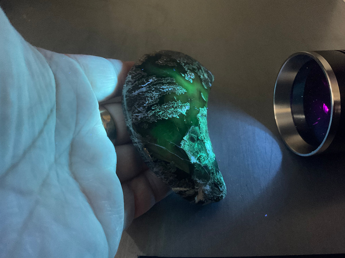 144g “Volcano Agate” Crescent Moon 1B
