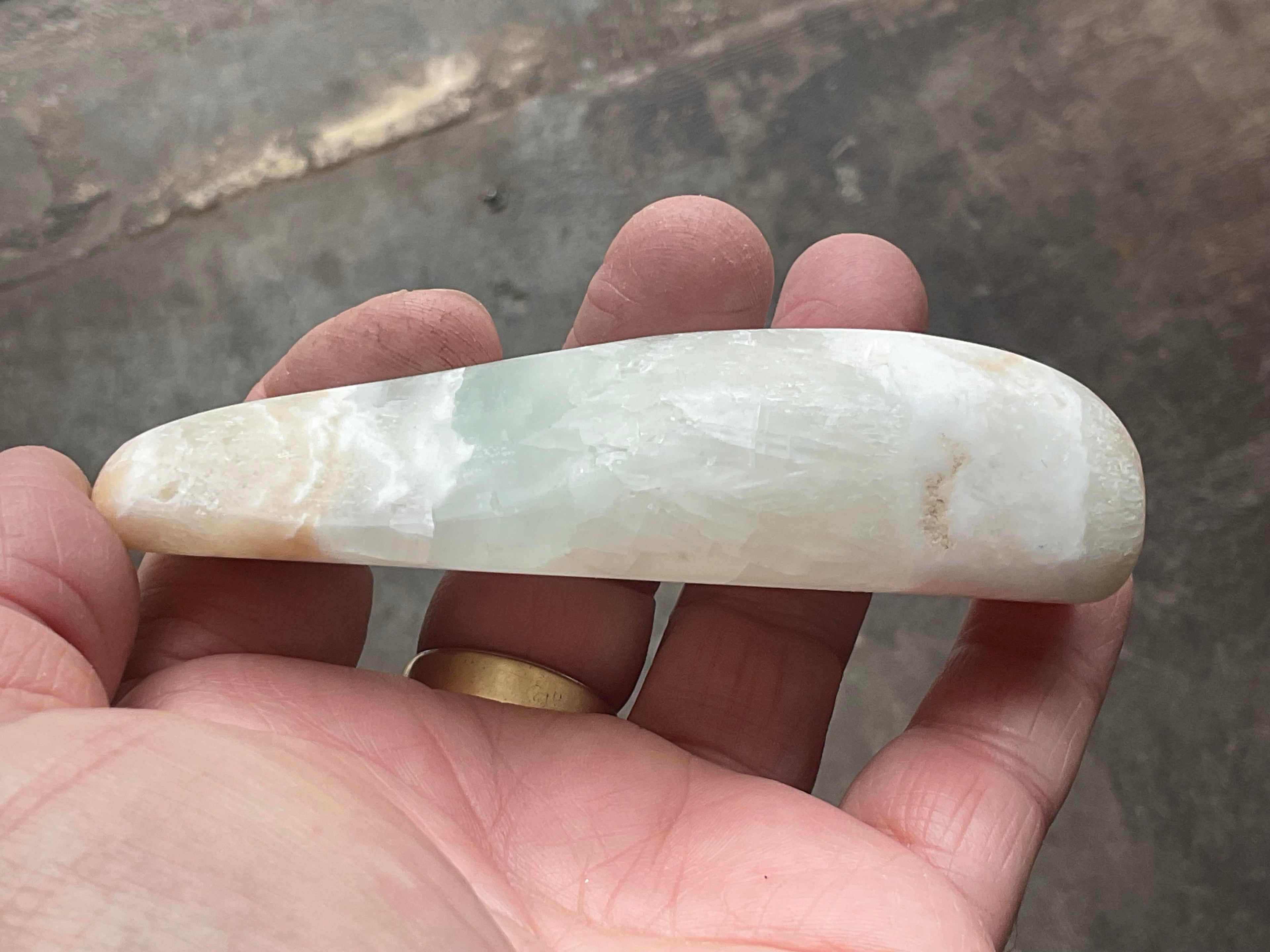 134g Pistachio Calcite Freeform 1C