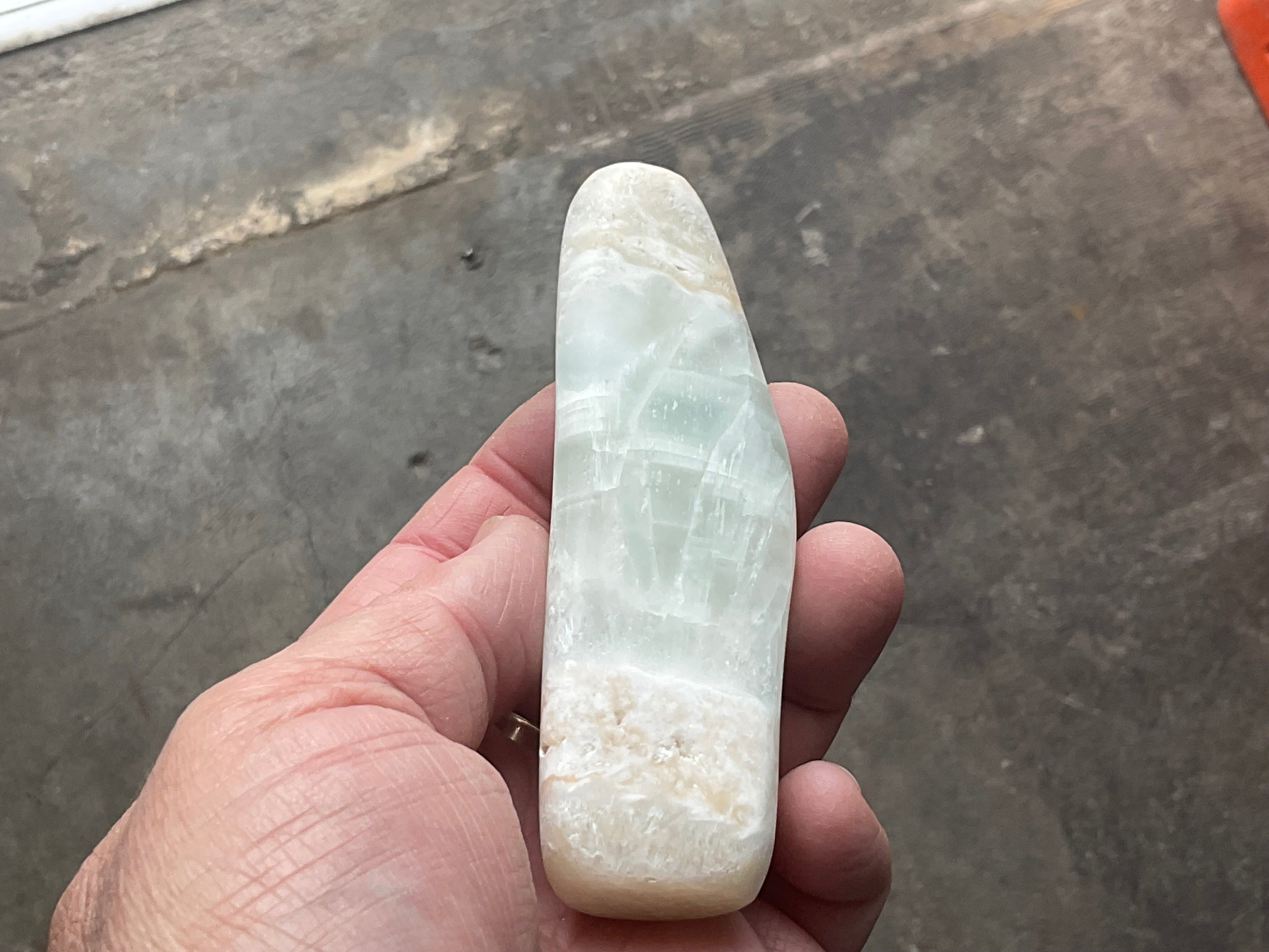 134g Pistachio Calcite Freeform 1C