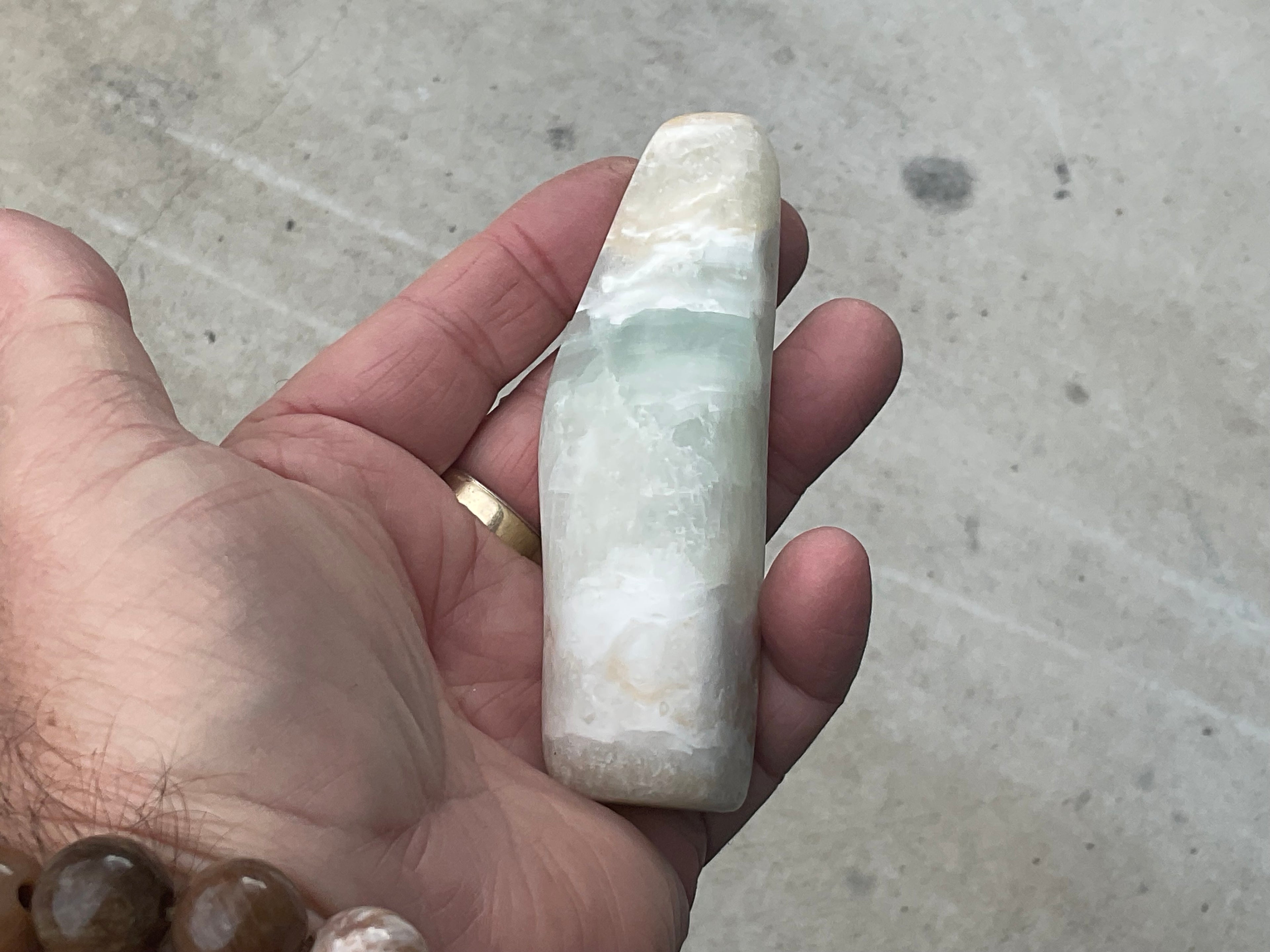 134g Pistachio Calcite Freeform 1C