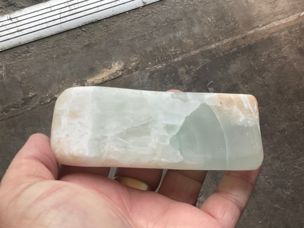 189g Pistachio Calcite Freeform 2A