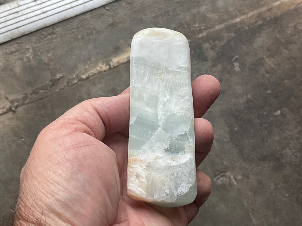 189g Pistachio Calcite Freeform 2A