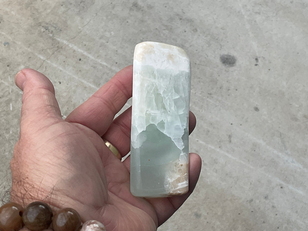 189g Pistachio Calcite Freeform 2A