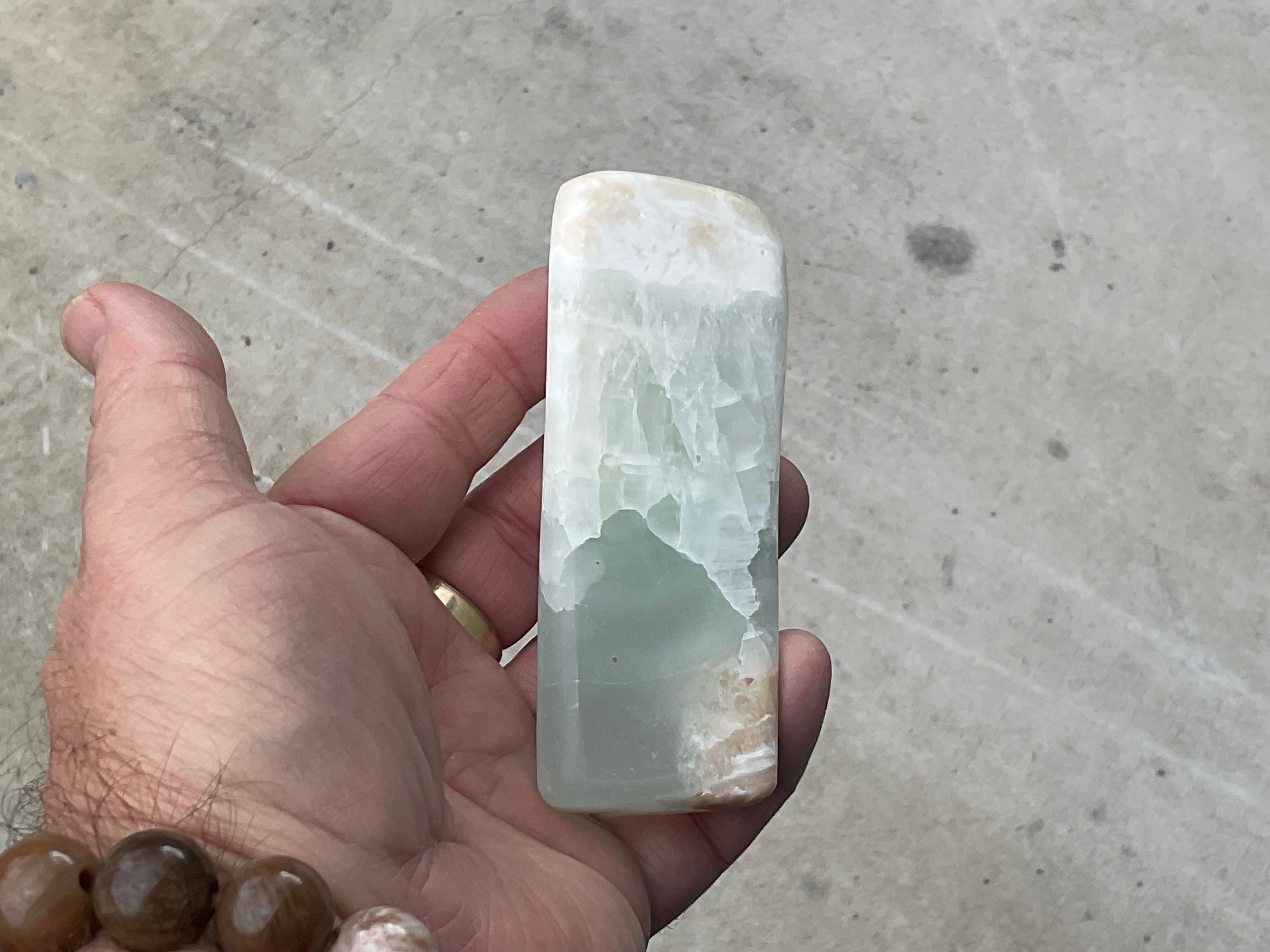 189g Pistachio Calcite Freeform 2A