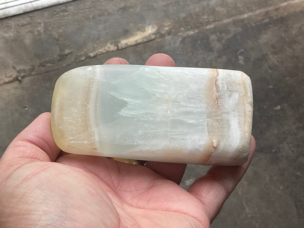 271g Pistachio Calcite Freeform 3A