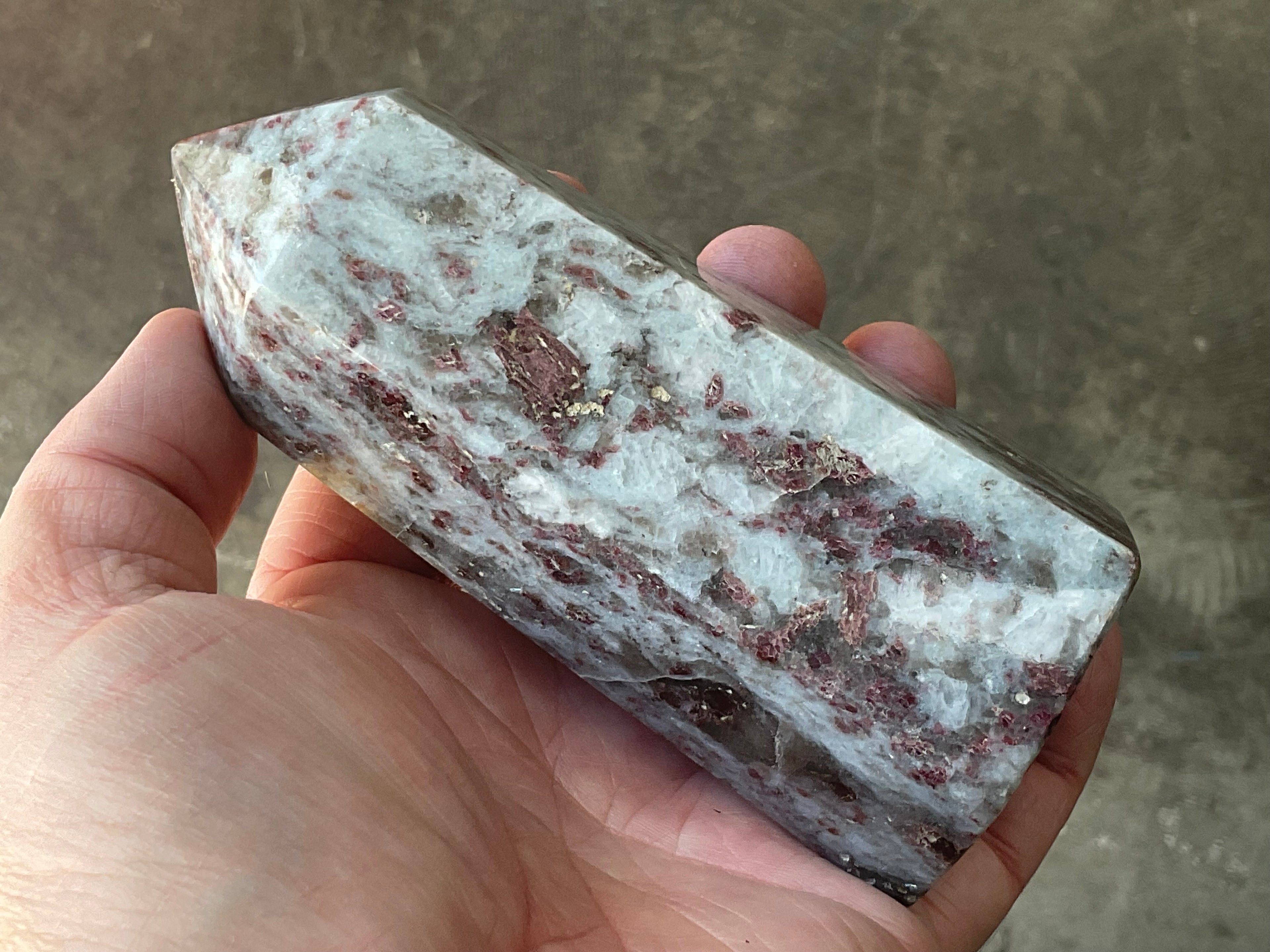 425g Eudialyte Generator 1B