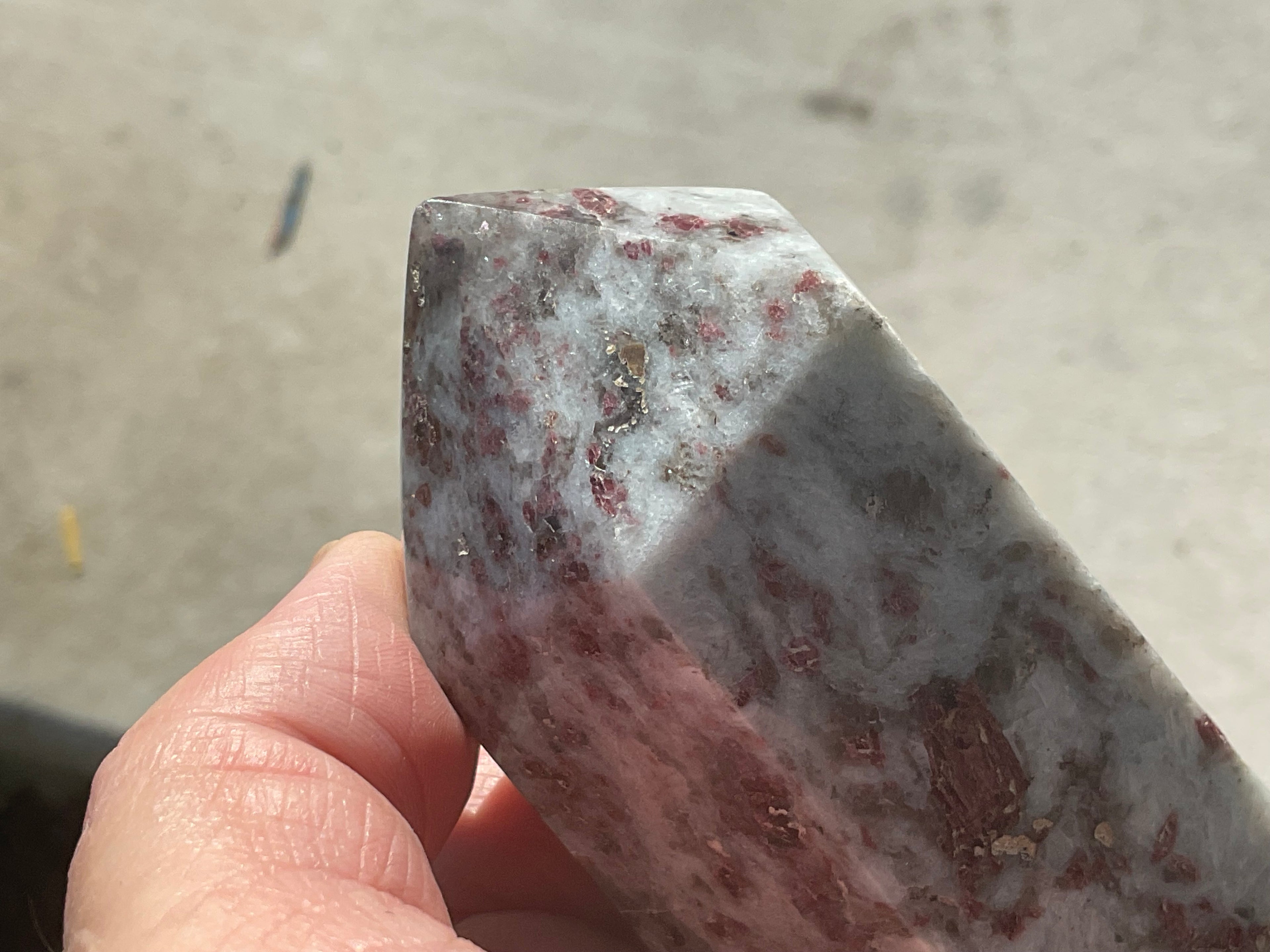 425g Eudialyte Generator 1B