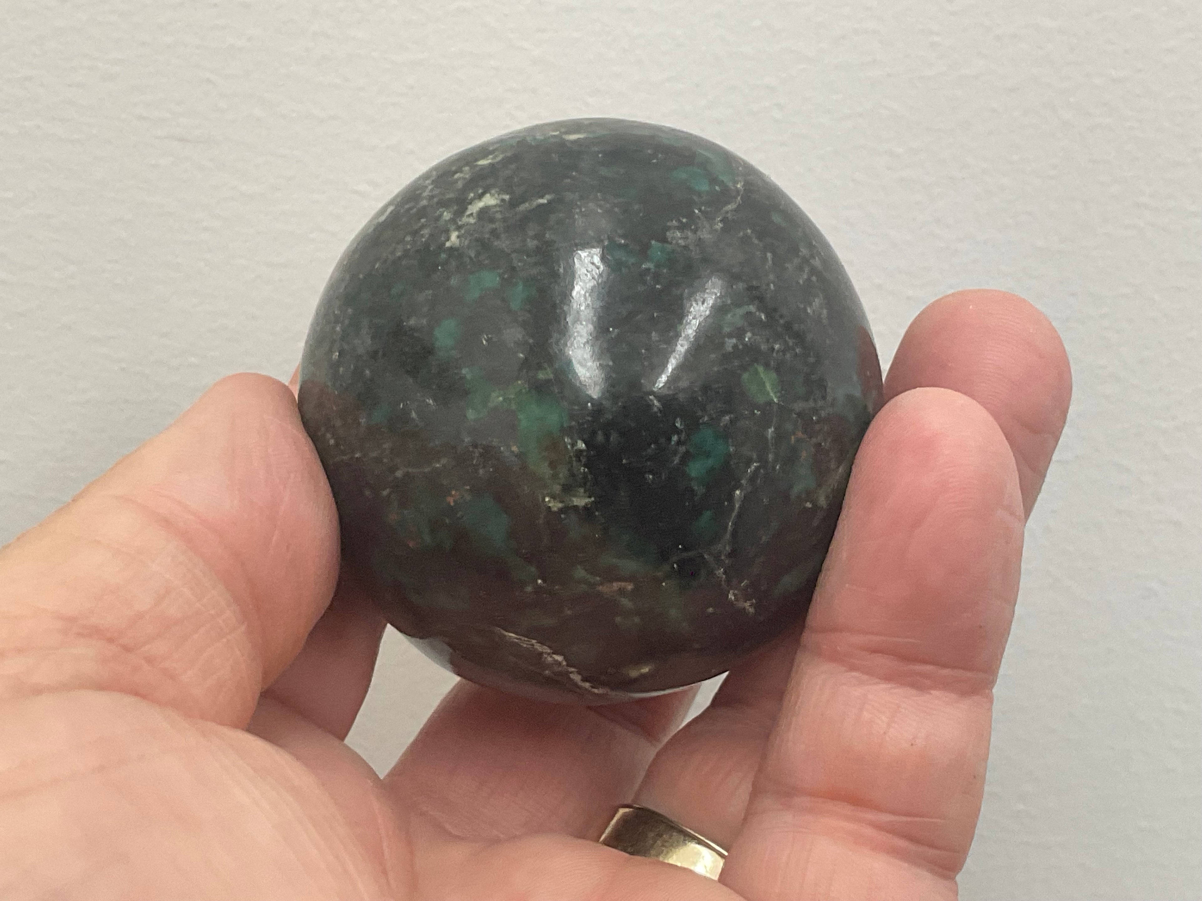 226g (5cm diameter) Emerald (Beryl) in Matrix Sphere 1B
