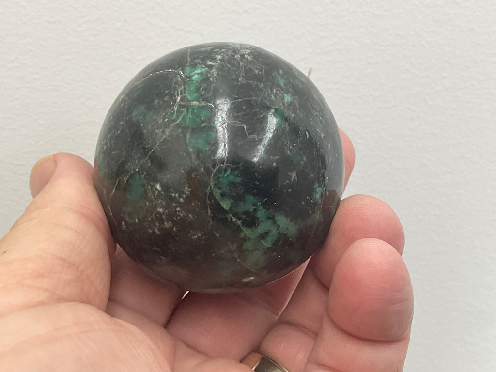 226g (5cm diameter) Emerald (Beryl) in Matrix Sphere 1B