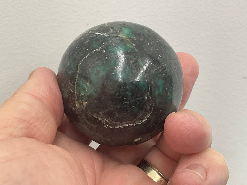 226g (5cm diameter) Emerald (Beryl) in Matrix Sphere 1B