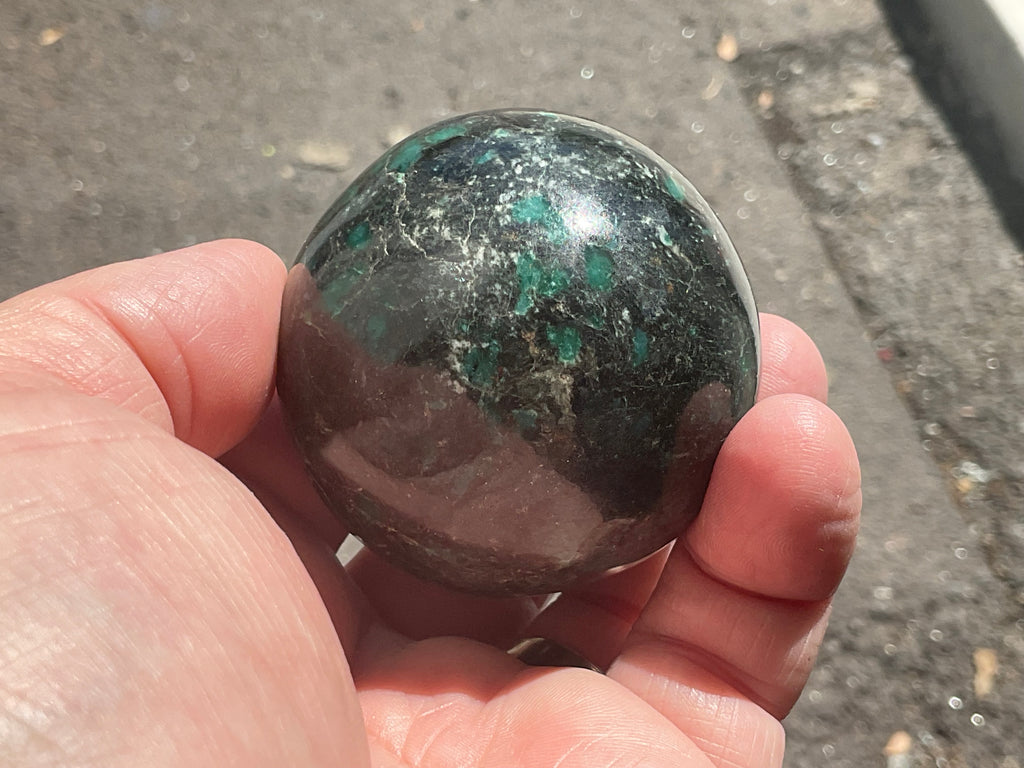 232g (5.2cm) Emerald (Beryl) in Matrix Sphere 2A