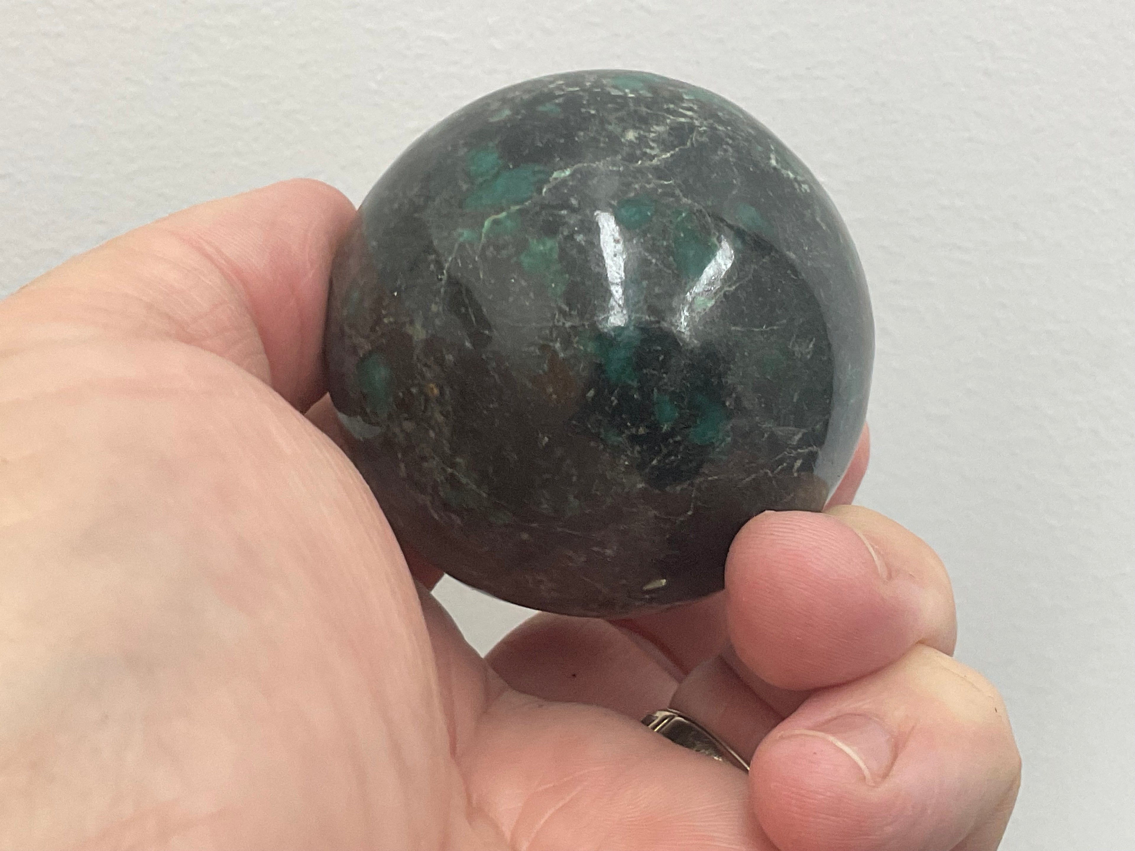 232g (5.2cm) Emerald (Beryl) in Matrix Sphere 2A