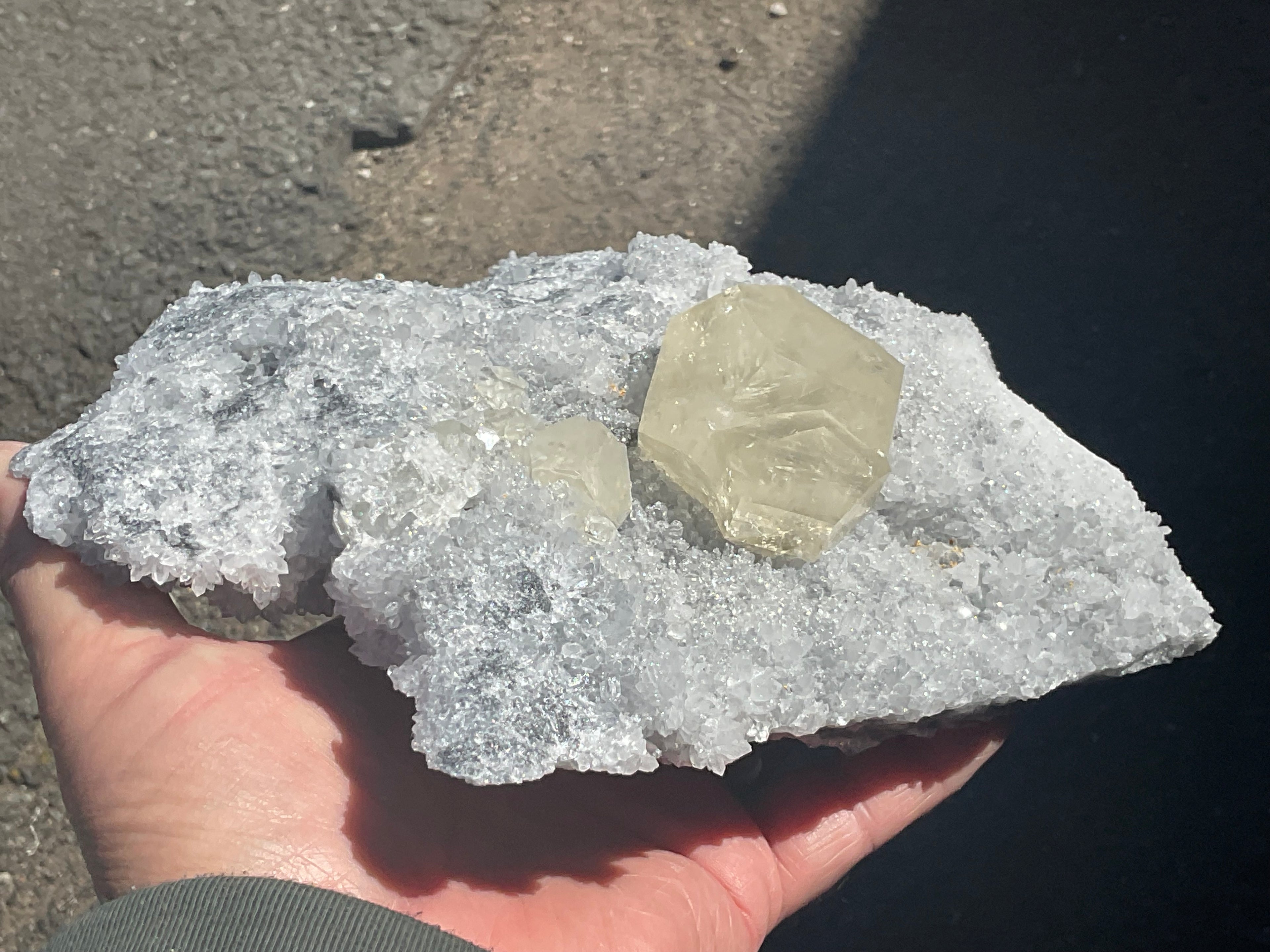 1.382kg XL Diamond Calcite on Quartz/Sphalerite Specimen
