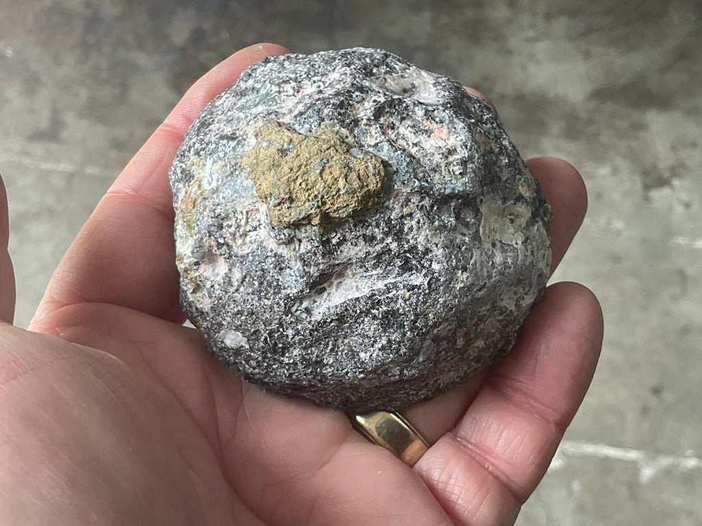 128g Mexican Quartz Geode 2C