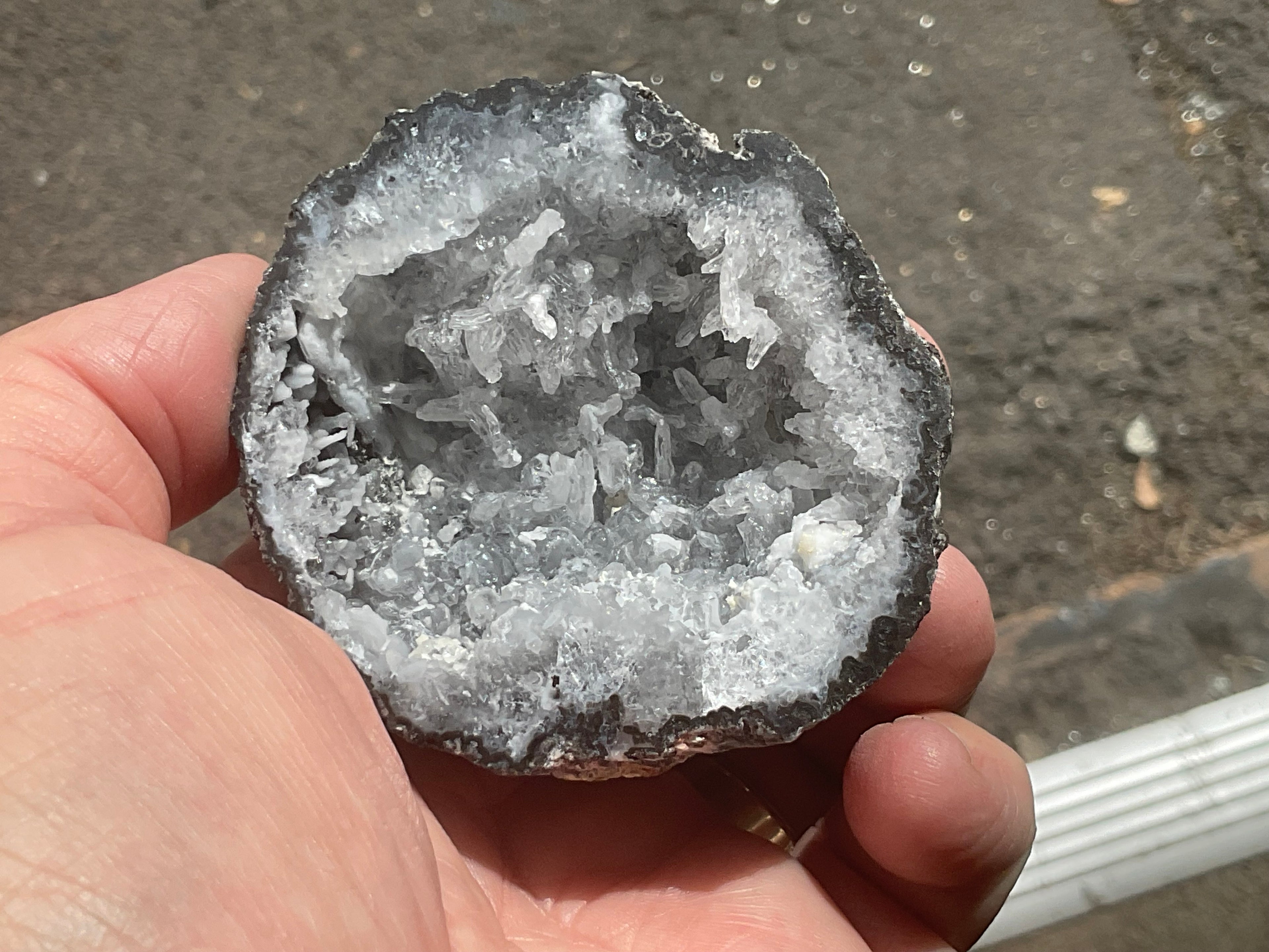 128g Mexican Quartz Geode 2C