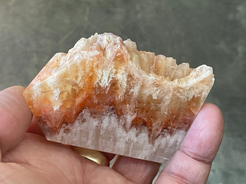 104g Orange Dog Tooth Calcite Generator 2B