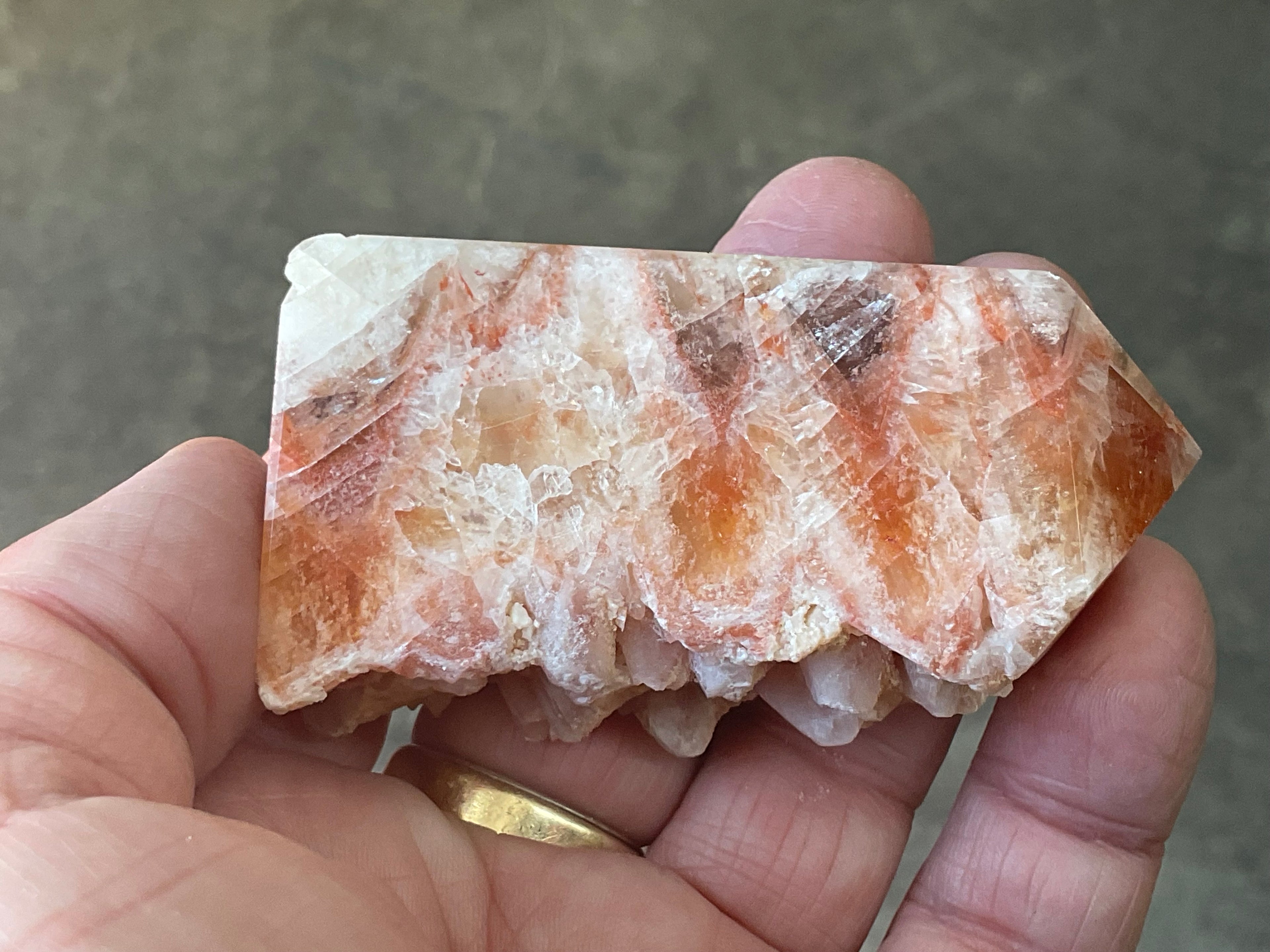 120g Orange Dog Tooth Calcite Generator 3B