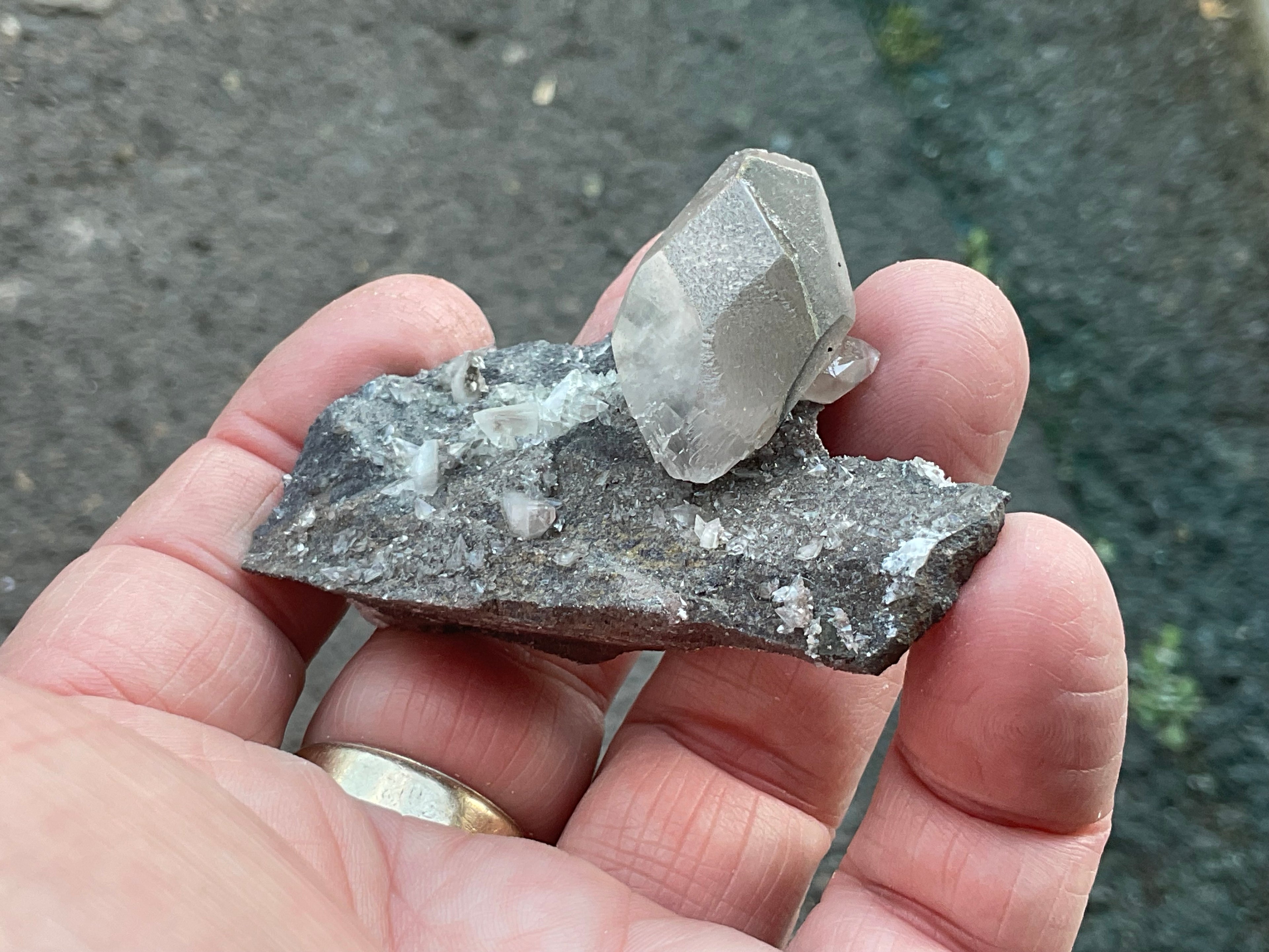 40g Large Dog Tooth Calcite on Pyrite/Chalcedony on Druzy Quartz Matrix Specimen 2A from Fujian China