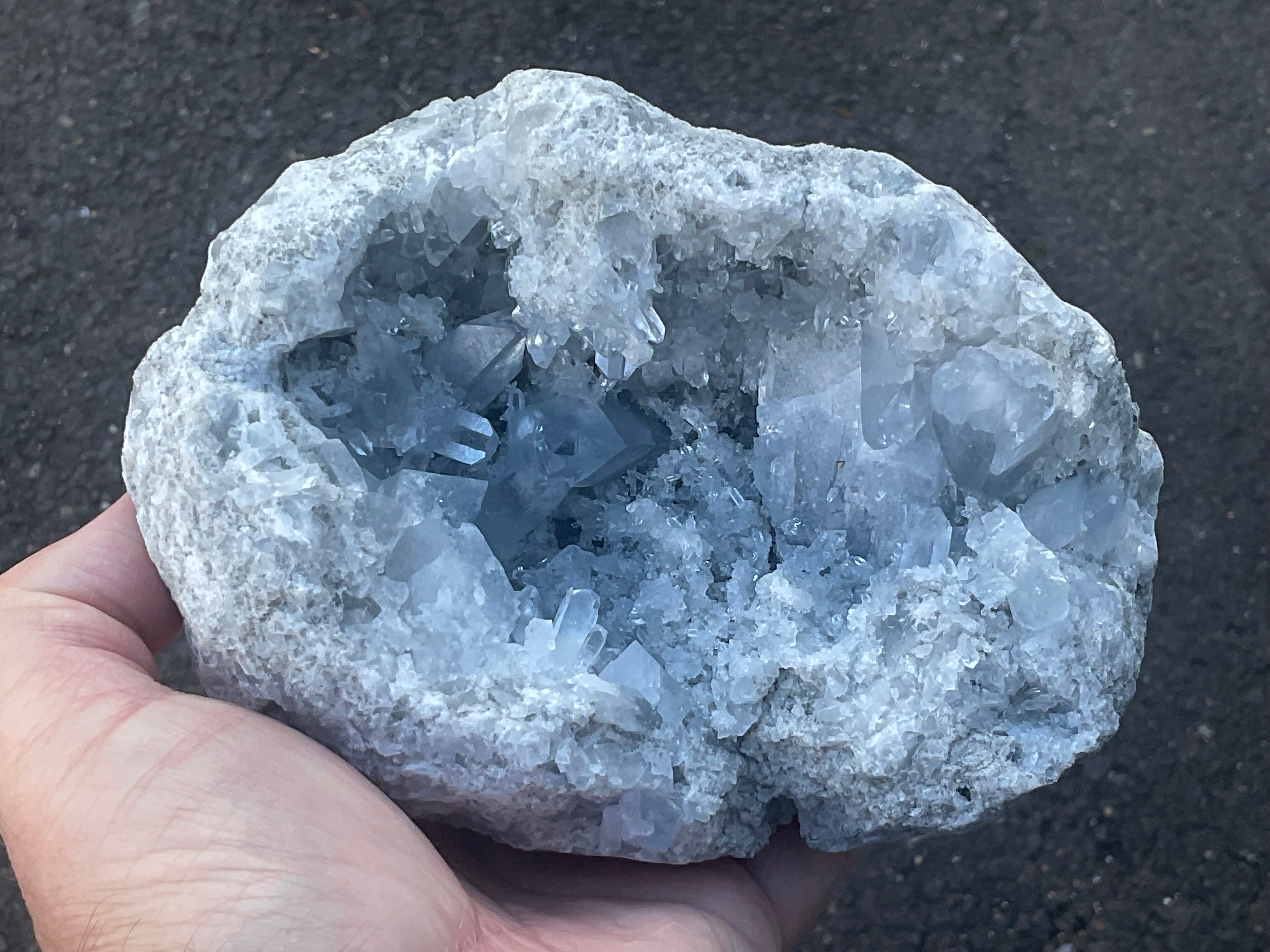 1838g Celestite/Celestine Geode