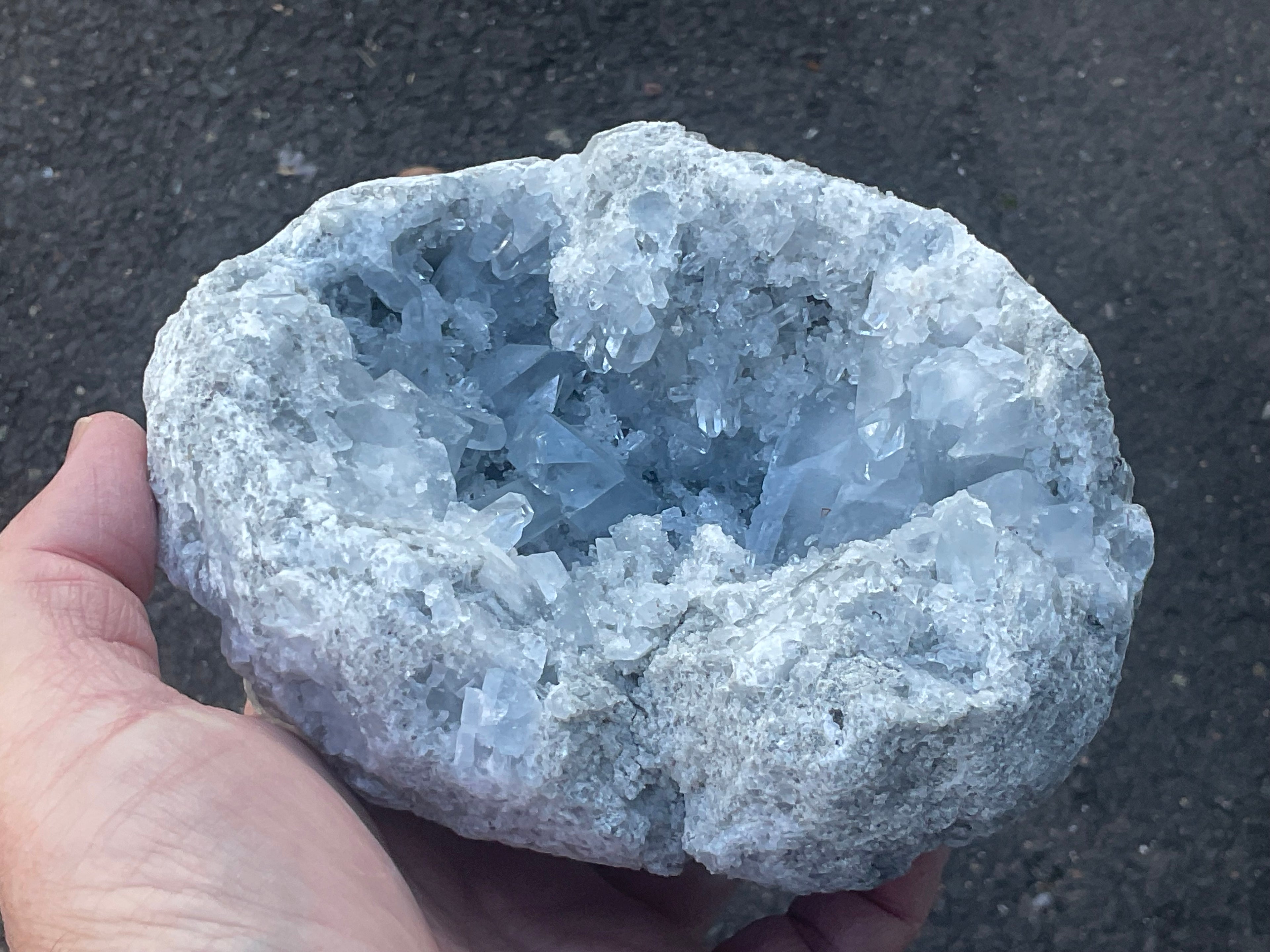 1838g Celestite/Celestine Geode