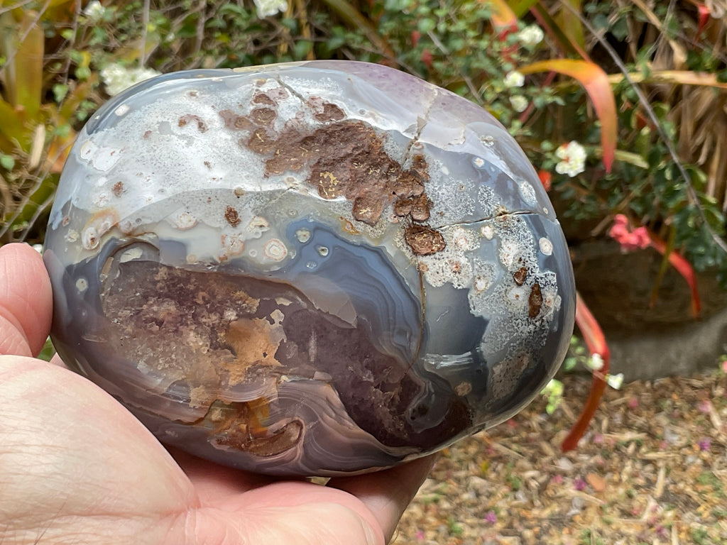 1,182g Natural Agate Nodule with Amethyst interior