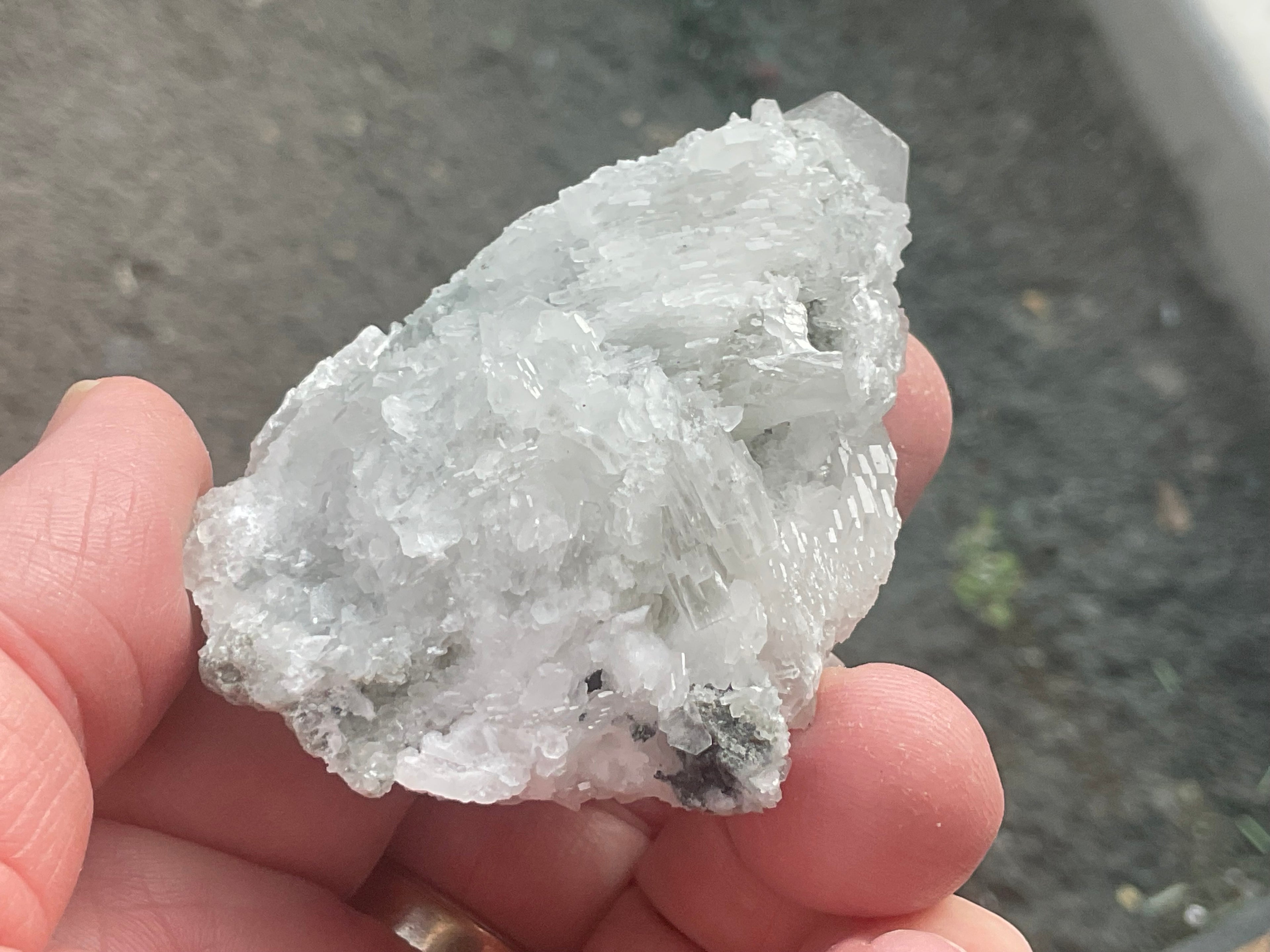 76g Hexagonal Calcite on Quartz/Chalcedony on Druzy Quartz Matrix Specimen 1B from Fujian, China