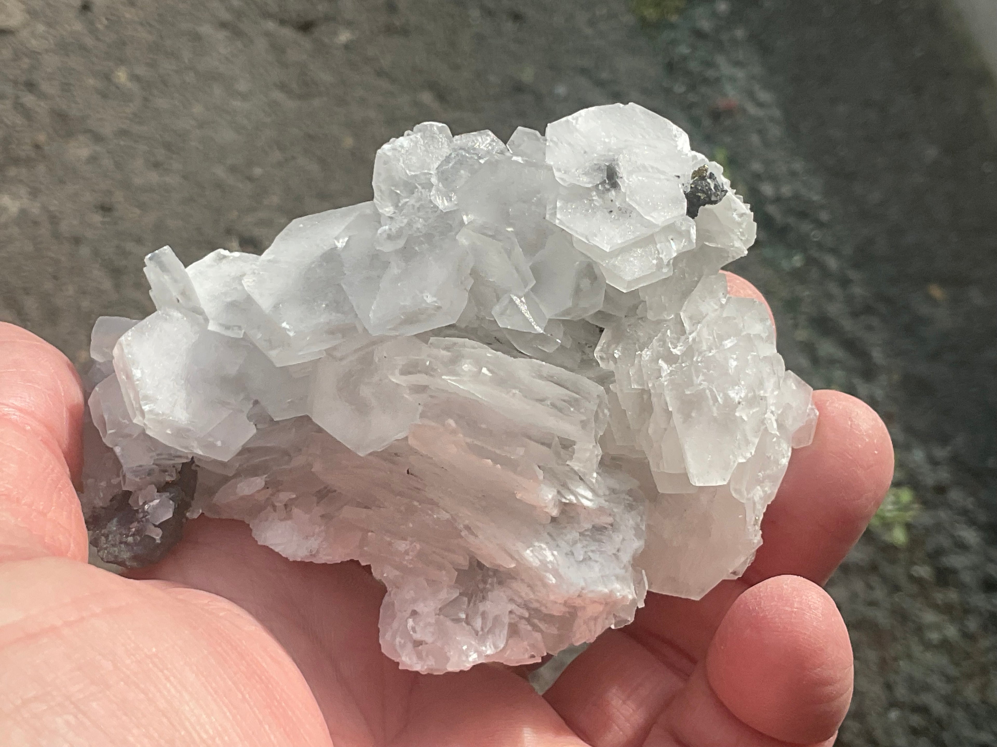 174g Hexagonal Calcite on Quartz/Chalcedony on Druzy Quartz Matrix Specimen 2B from Fujian, China