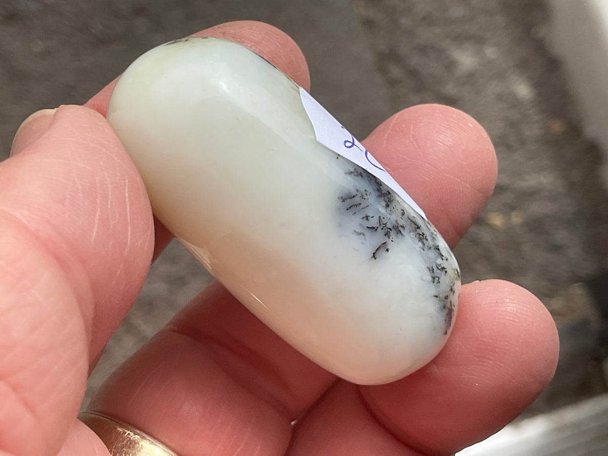 36g Merlinite Lingam 2C