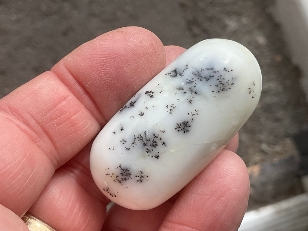 36g Merlinite Lingam 2C