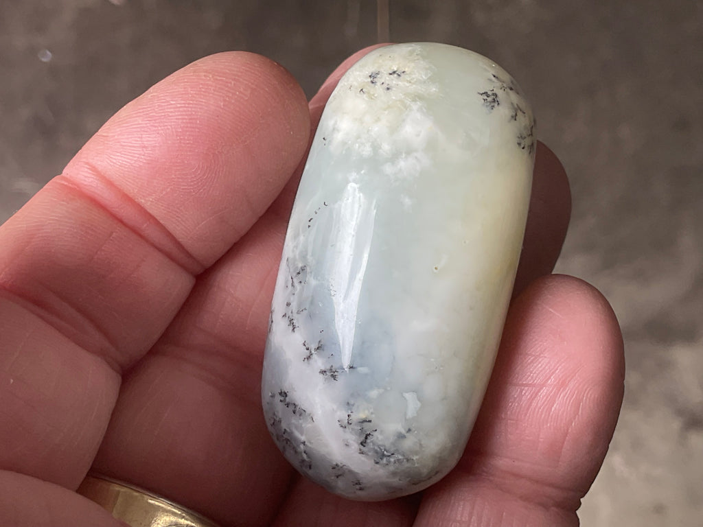 40g Merlinite Lingam 3C