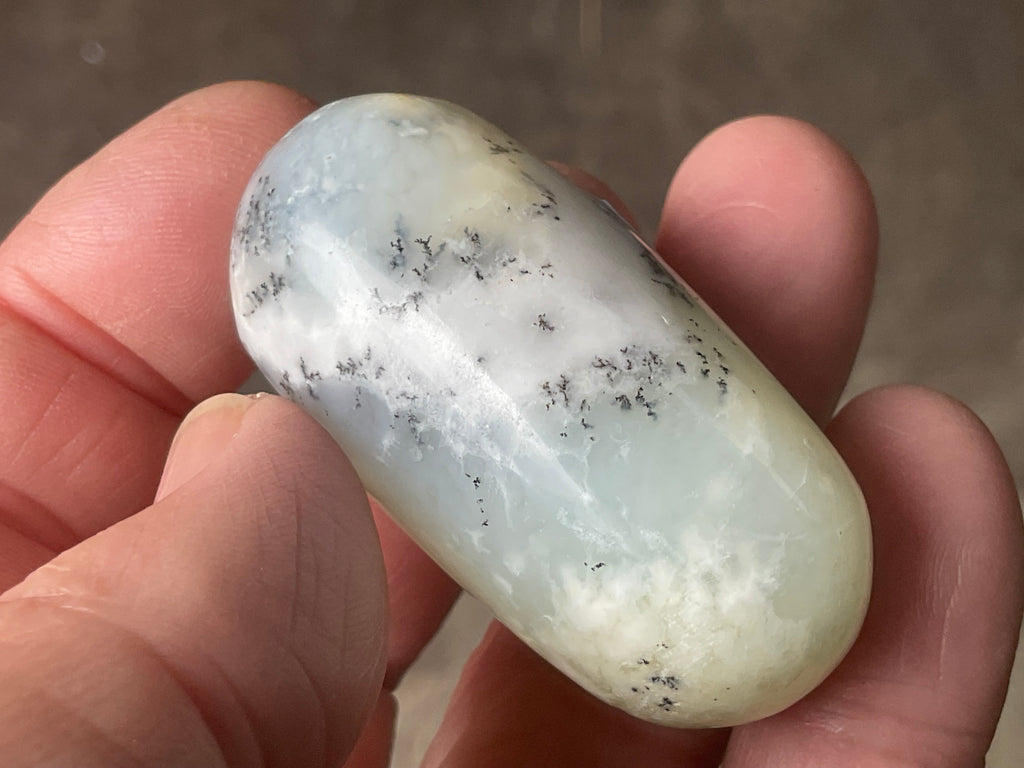 40g Merlinite Lingam 3C