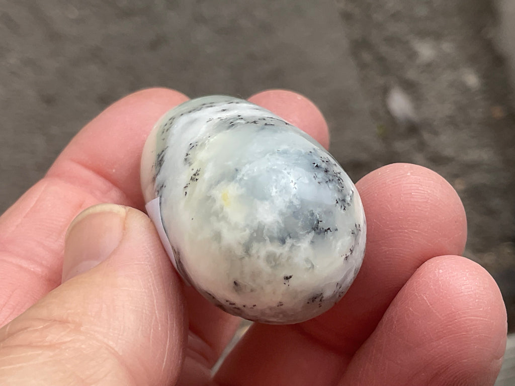 40g Merlinite Lingam 3C