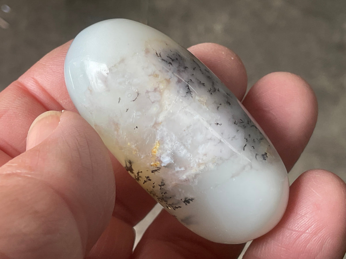 40g Merlinite Lingam 4A