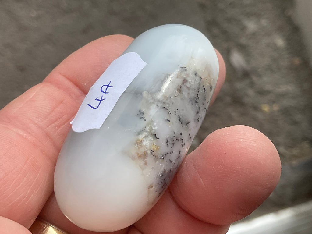 40g Merlinite Lingam 4A