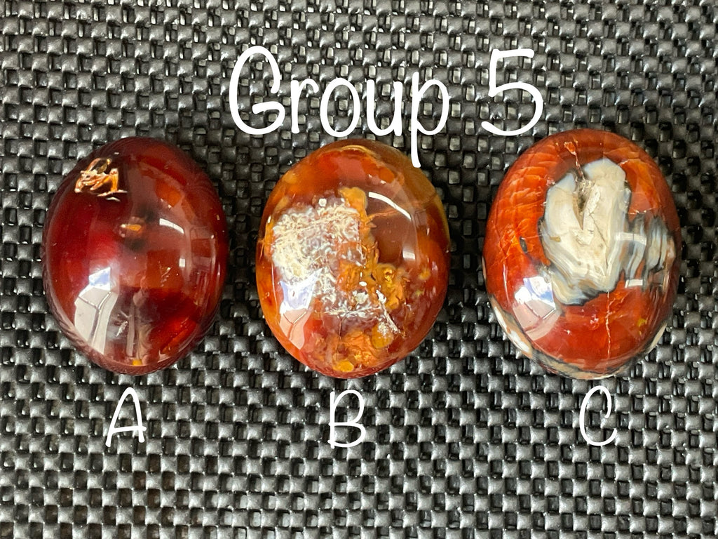 138g Carnelian Orca Agate Palmstone 5A