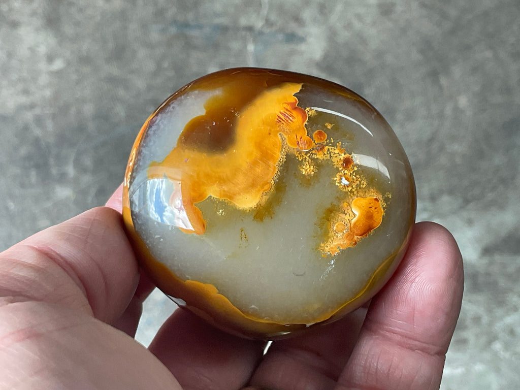 170g Carnelian Orca Agate Palmstone 6C