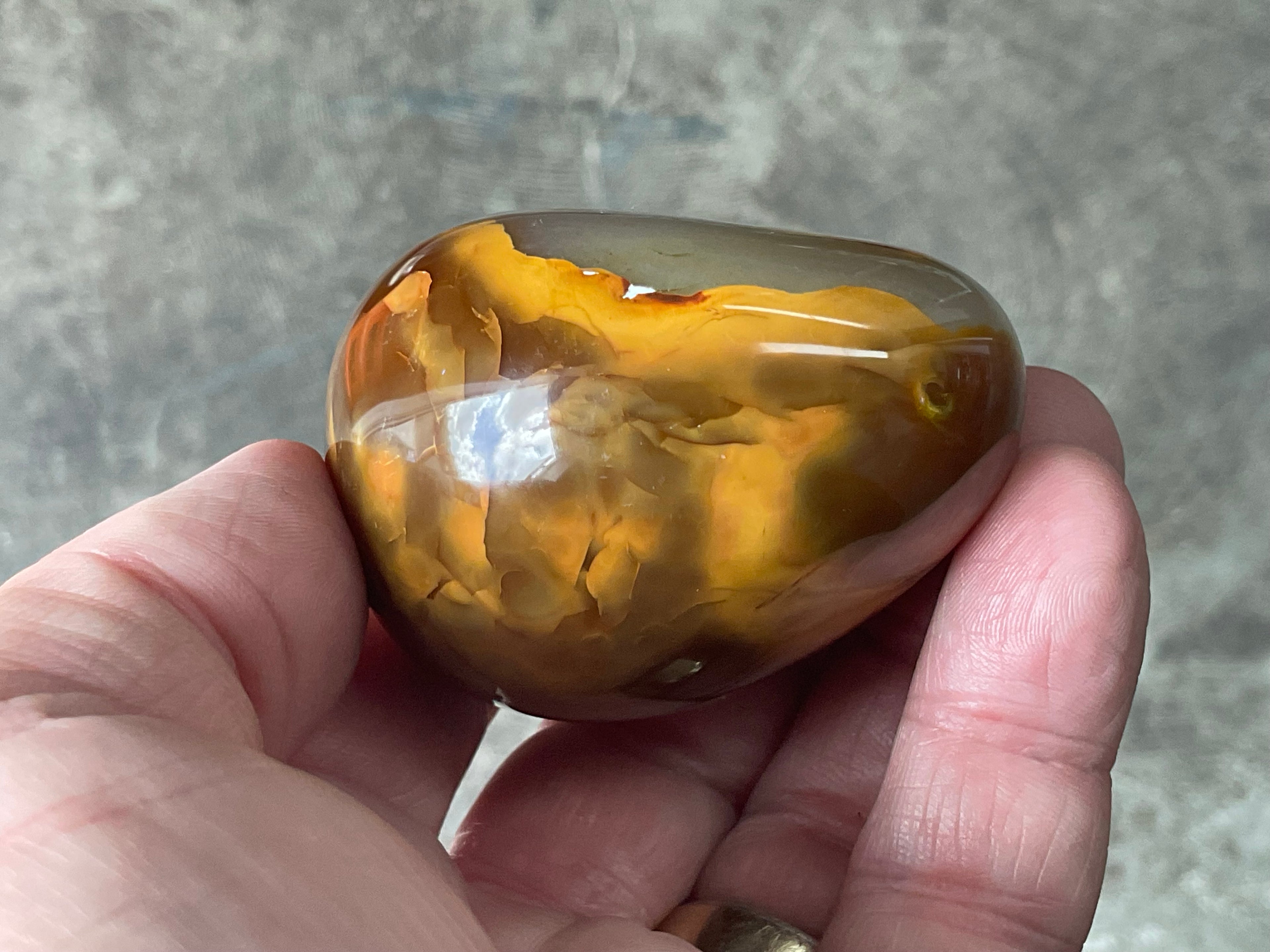 170g Carnelian Orca Agate Palmstone 6C