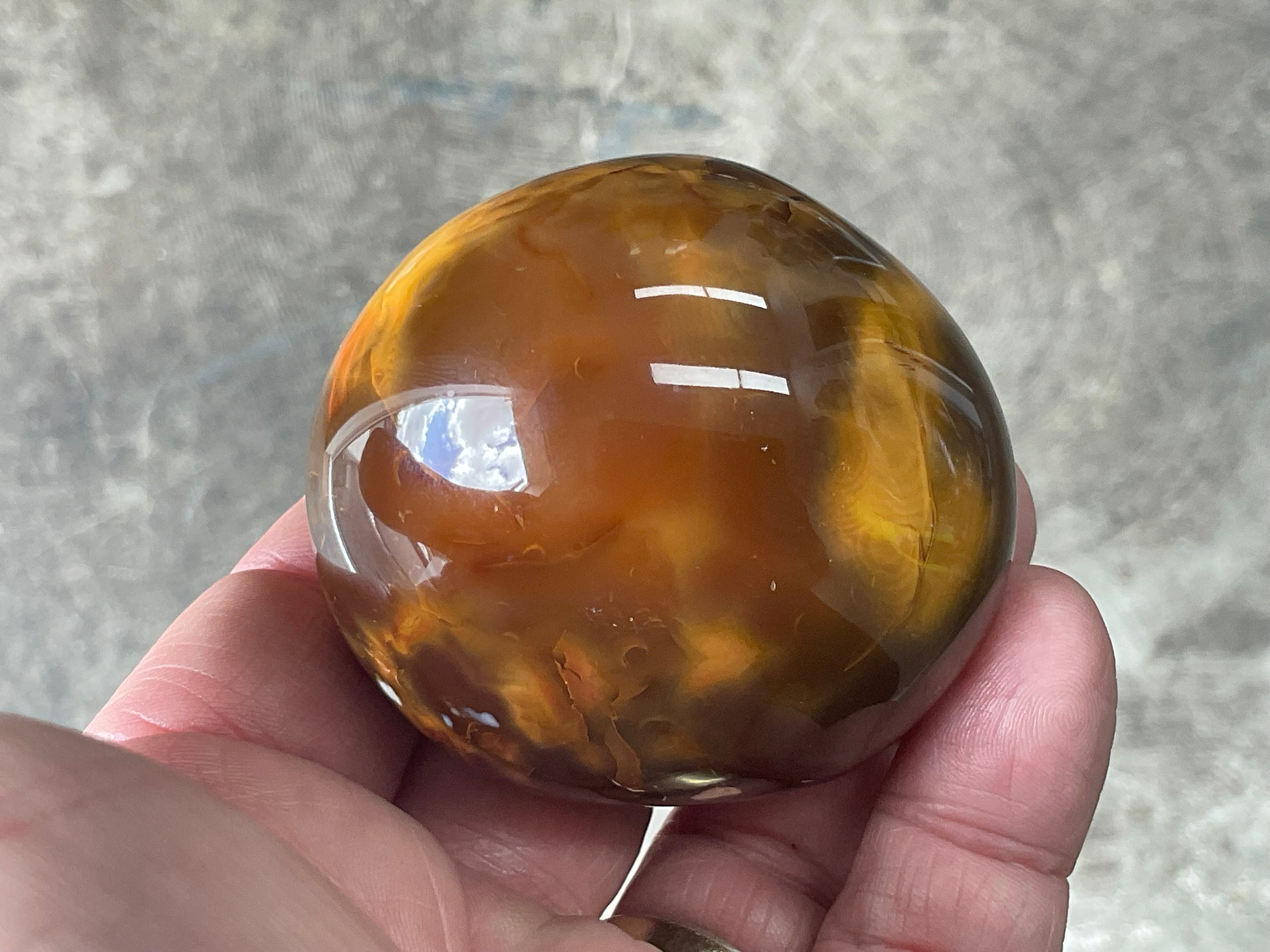 170g Carnelian Orca Agate Palmstone 6C