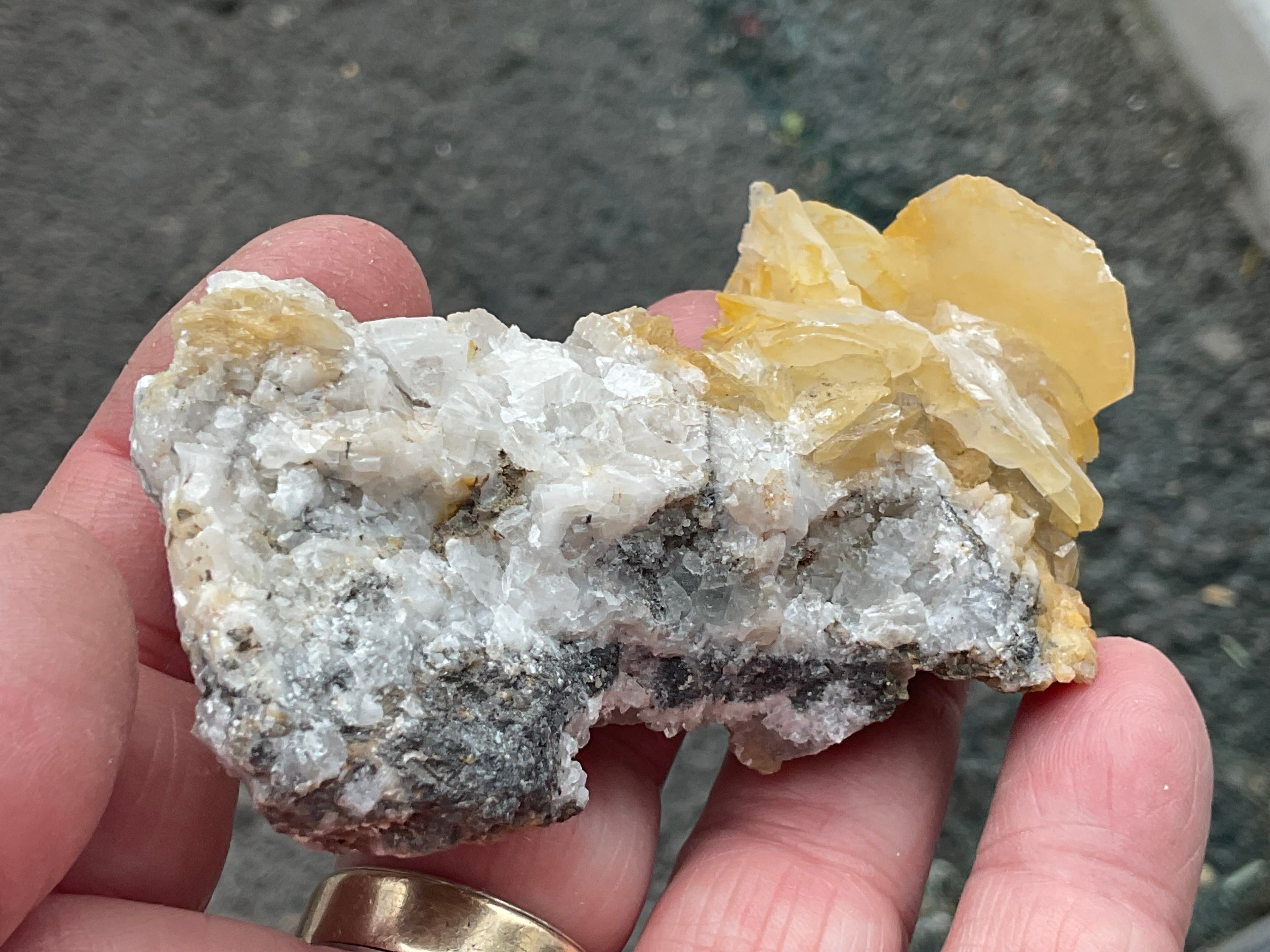 92g Yellow Bladed Calcite Specimen A from Hubei, China