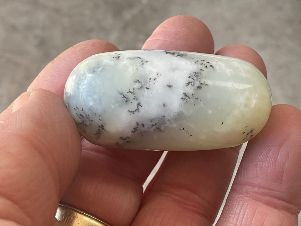 40g Merlinite Lingam 3C