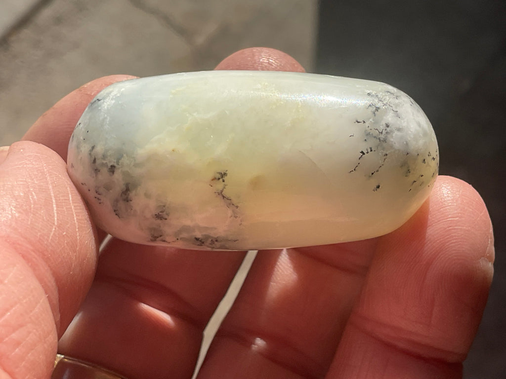 40g Merlinite Lingam 3C