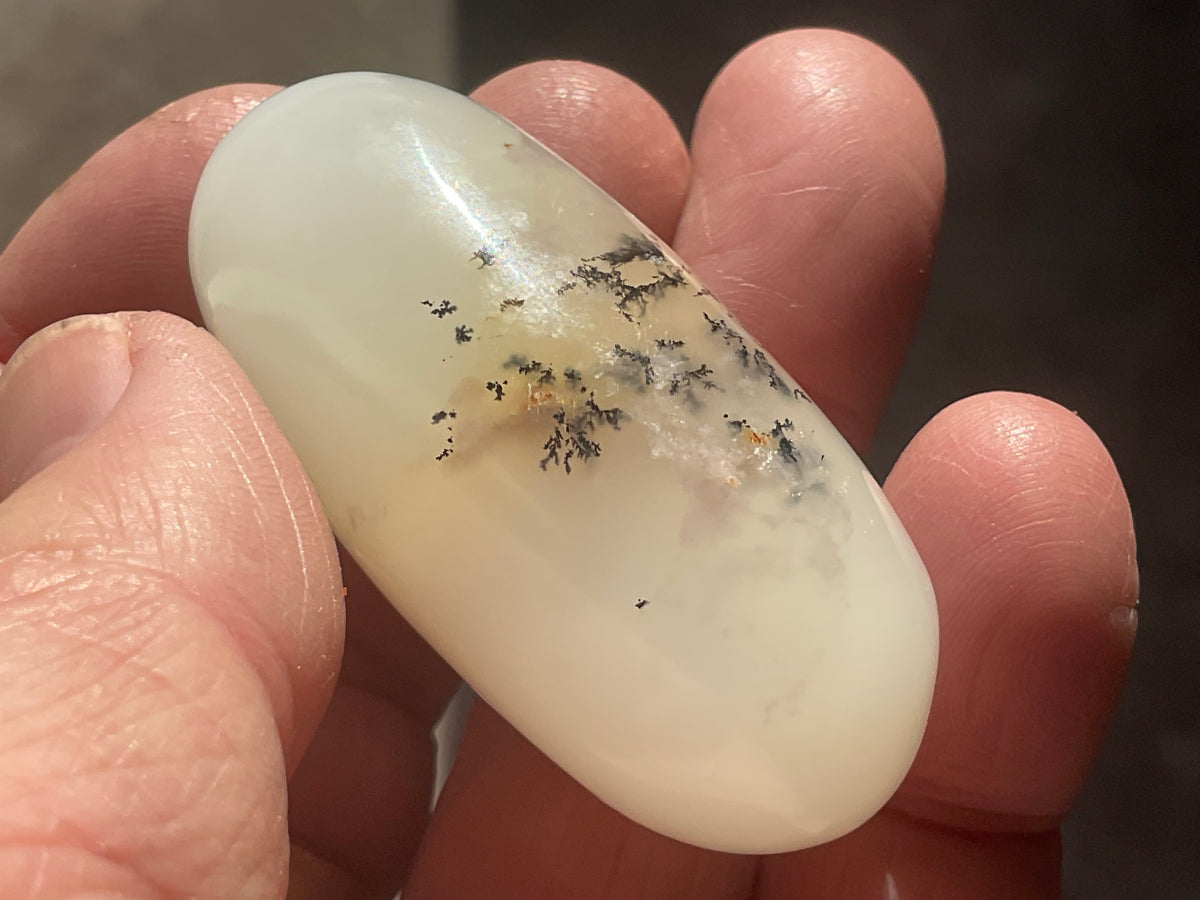 40g Merlinite Lingam 4A