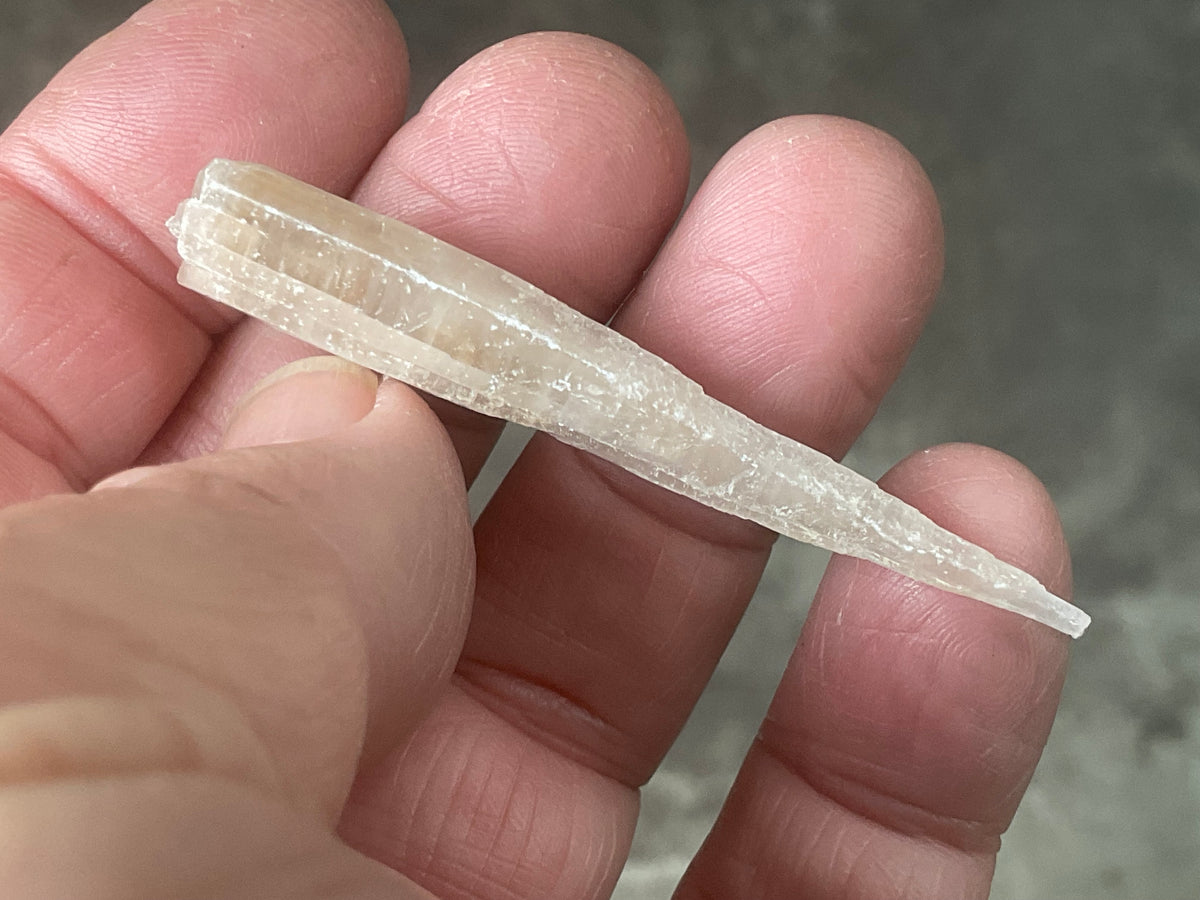 5g Australian Gypsum Spear 1A